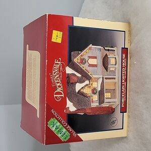 1994 Vintage Lemax Dickensvale Village Lighted House Porcelain Collectible 45135